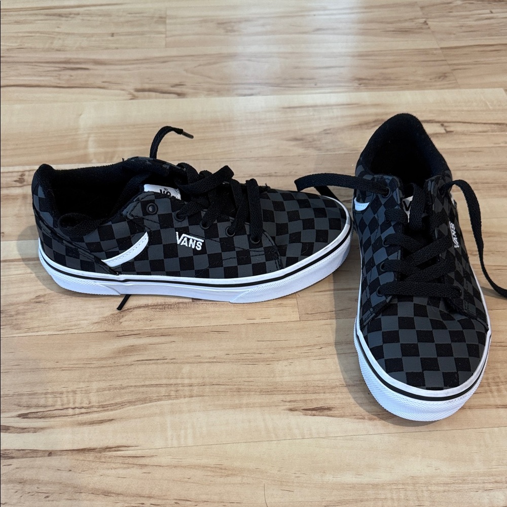 Vans Kids Black Checkerboard Lace-Up Sneakers New- No Box